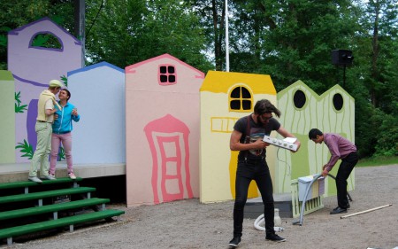 Sommarteatern Lugnet före stormen (Ronneby Folkteater)